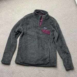 Woman’s Patagonia pullover over